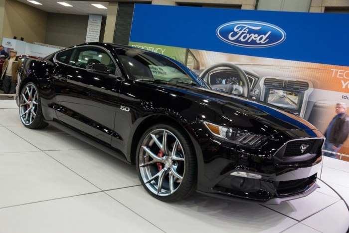 Ford Mustang 2015 Black