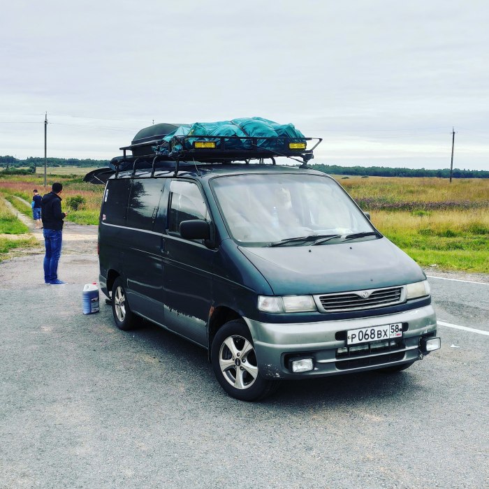 Mazda Bongo кемпинг
