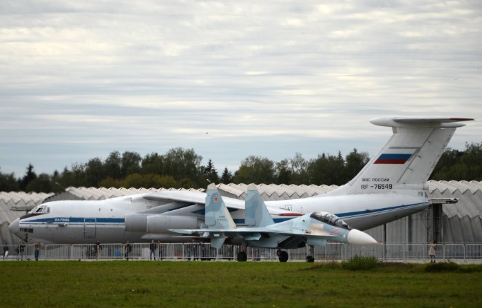 Ил 76 салон пассажирский