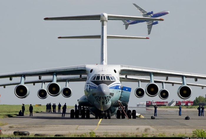 Военно-транспортный самолёт ил-76мд