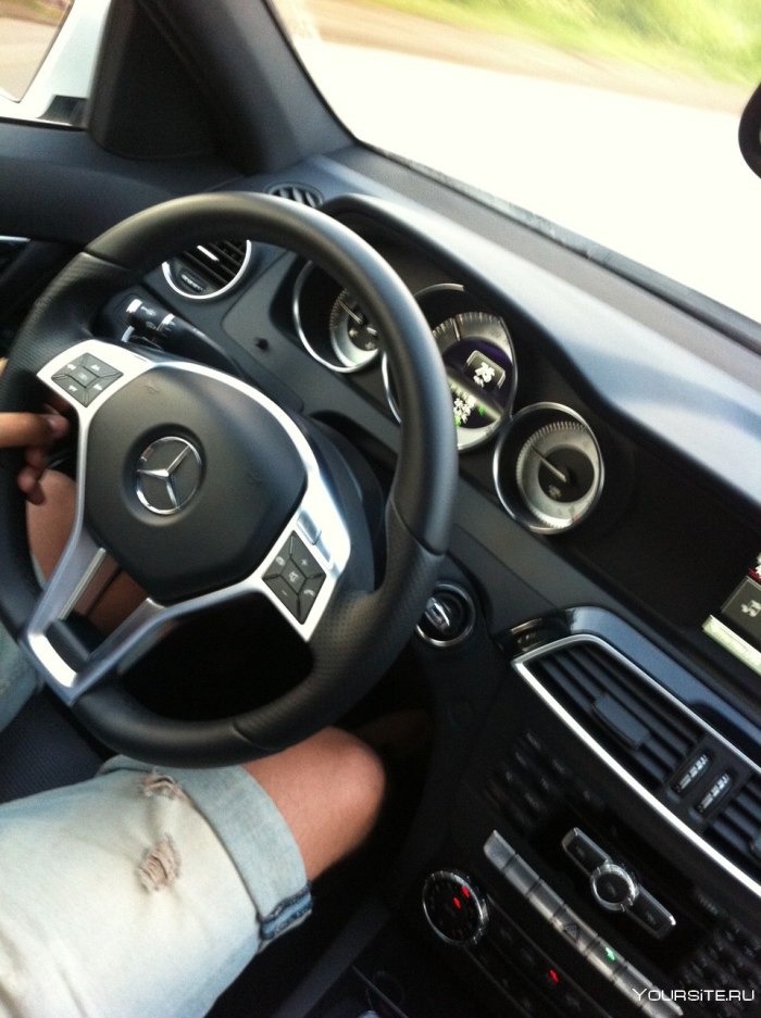 Руль Мерседес CLS
