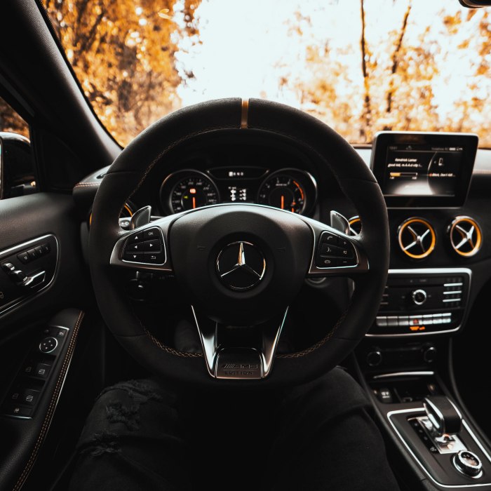 Mercedes Benz CLA 200 салон