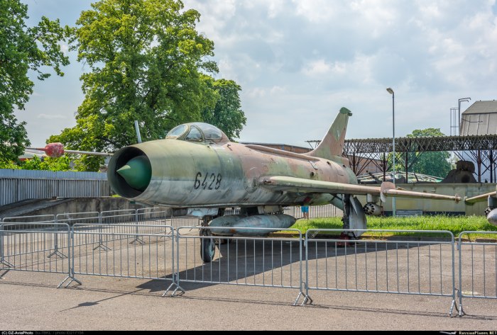 Су-7 Walkaround