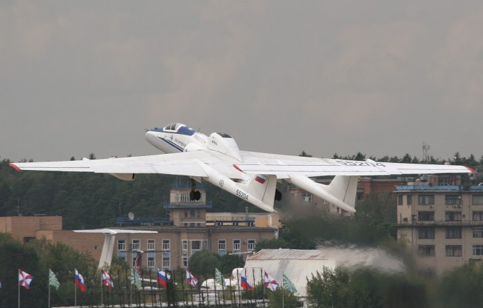 Самолёт геофизика м-55