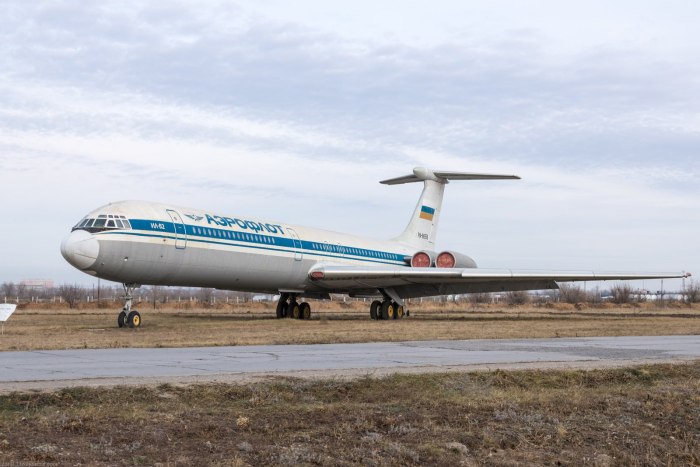 Ил-62 пассажирский самолёт
