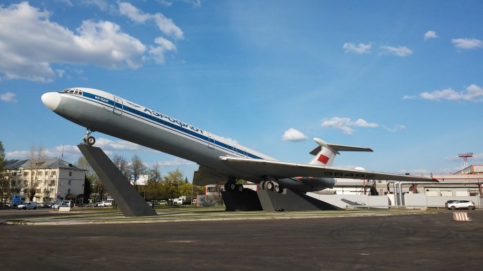 Ил-18 пассажирский самолёт