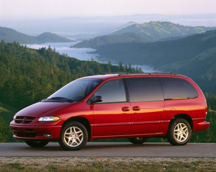 Dodge /Grand/ Caravan 2000