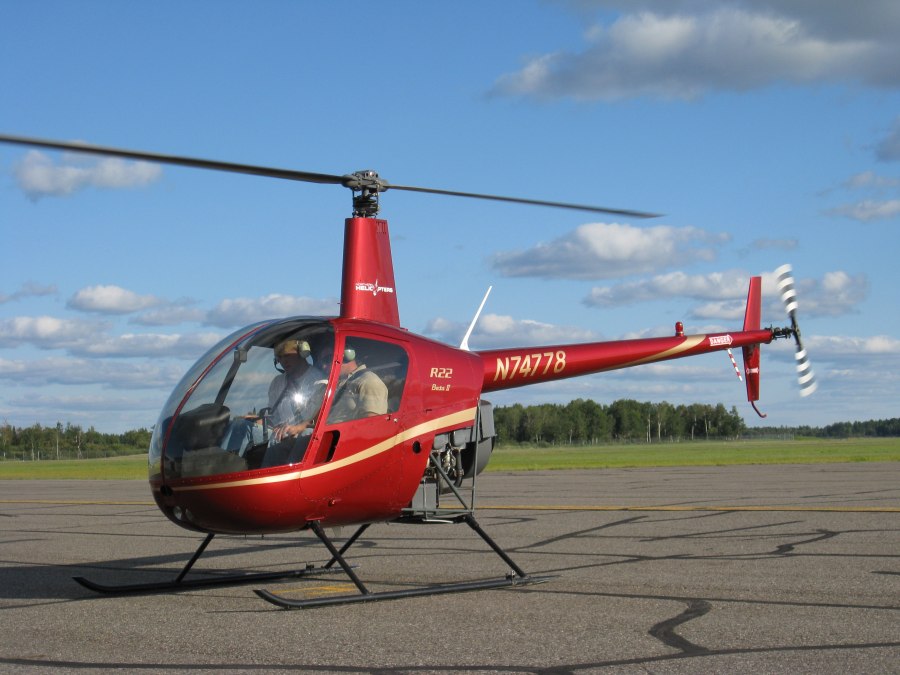 Robinson r22