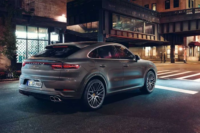 Cayenne Coupe GTS 2022