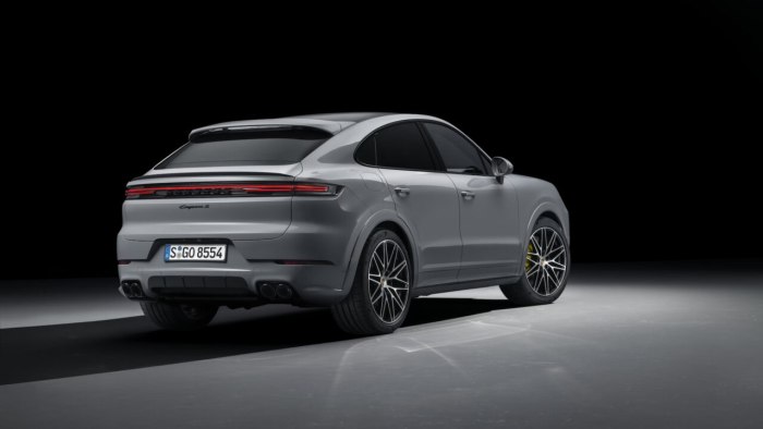 Porsche Cayenne 2023-2024