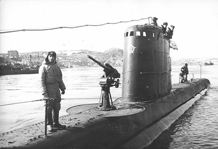 Советская подводная лодка ВОВ
