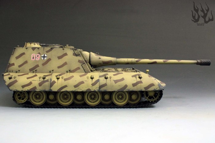 САУ STUG E-100