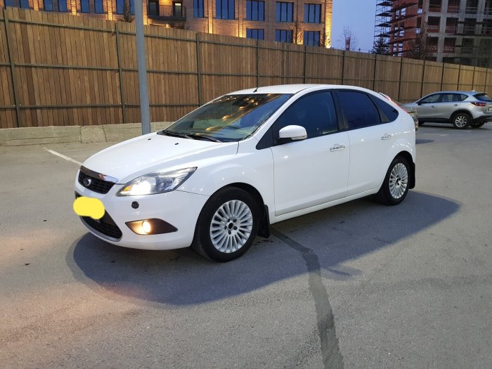 Ford Focus 2 Рестайлинг белый