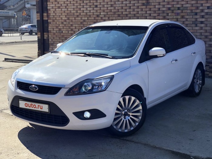 Ford Focus 2 белый