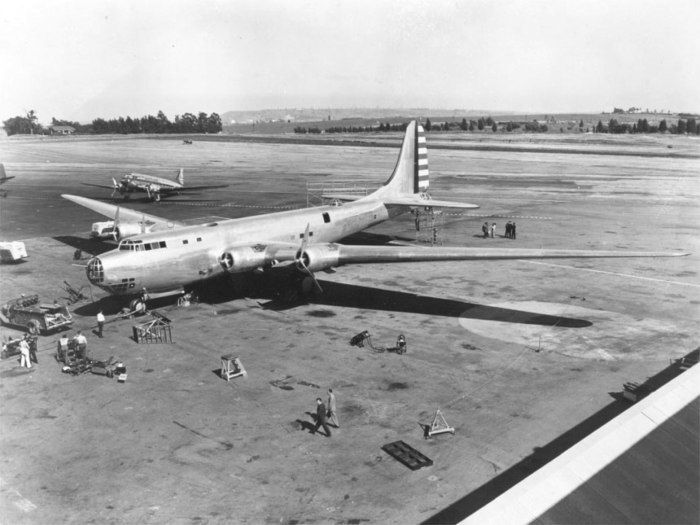 Douglas b-19