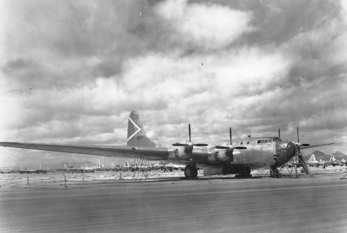 Douglas b-19