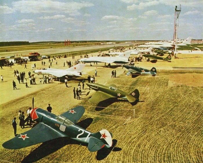 Старые самолеты