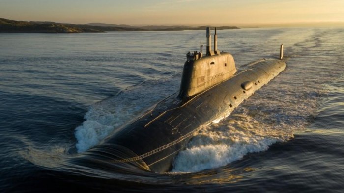 Подводная лодка в Баренцевом море