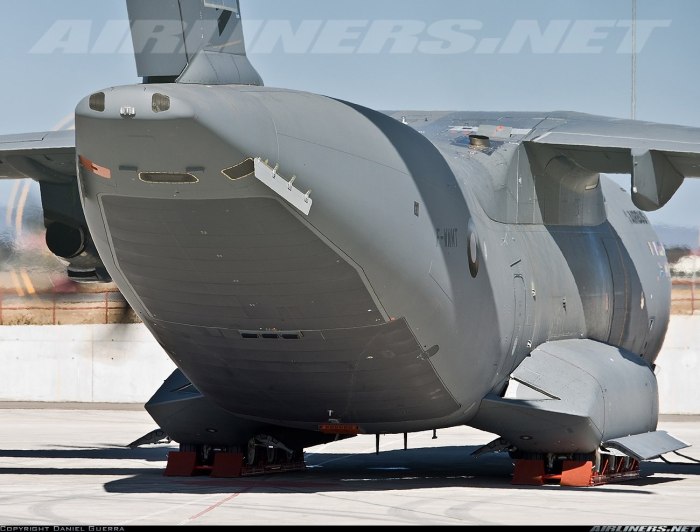 Airbus a400m самолет