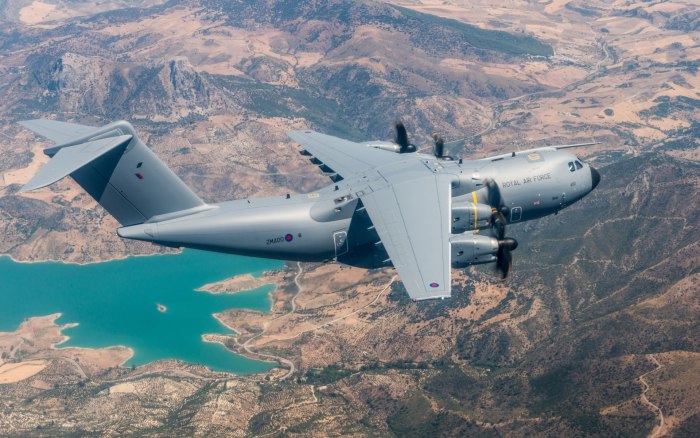 Airbus a400m самолет