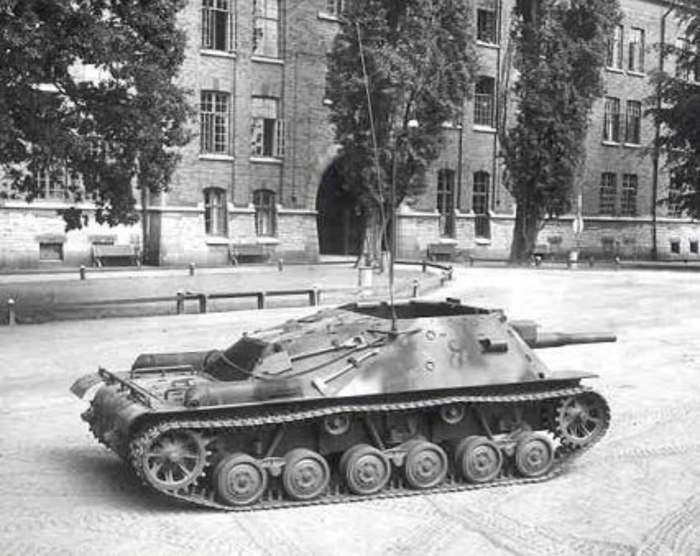 Швеция САУ IKV 103