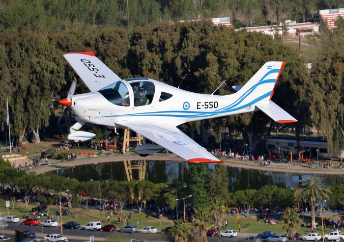 Sierra p2002 самолет