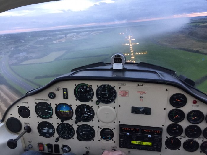 Tecnam p2002 Sierra кабина
