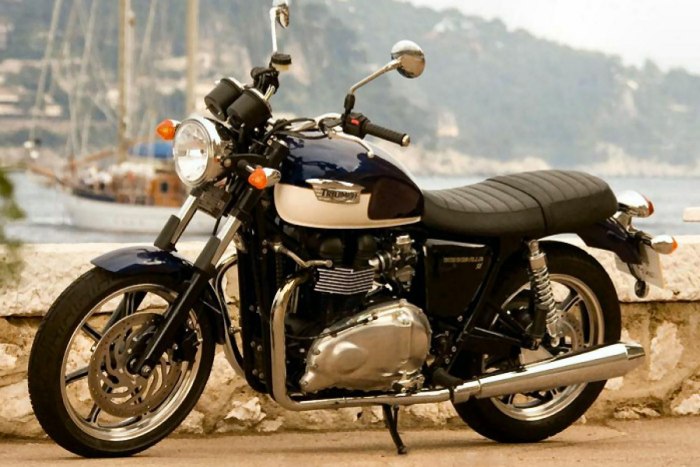 Мотоцикл Триумф Bonneville
