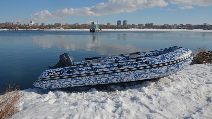 Лодка Азимут Эверест 385