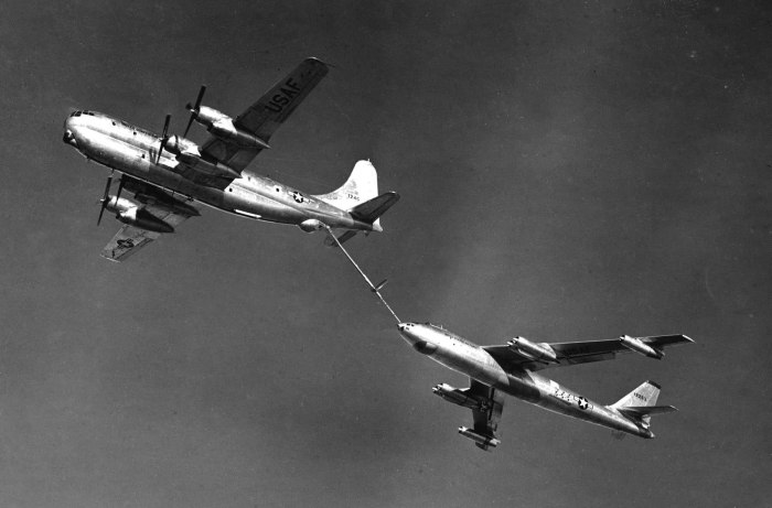 Бомбардировщик Boeing b-47