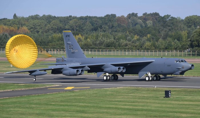 B-52h бомбардировщик
