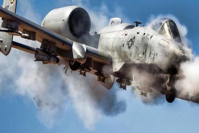 Штурмовик a-10 Thunderbolt II.