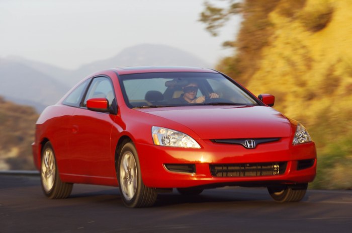 Купе Honda 2003
