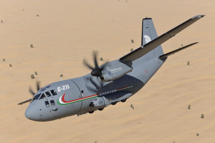Alenia c-27j Spartan самолет