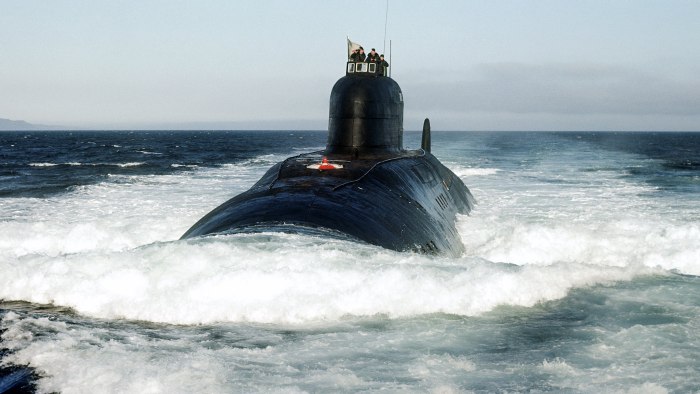 АПЛ атомная подводная лодка 671