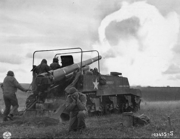 М12 САУ