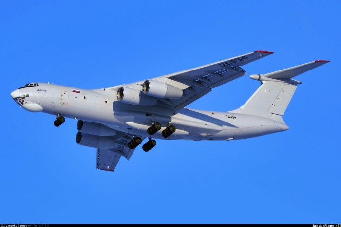 Транспортный самолёт ил-76