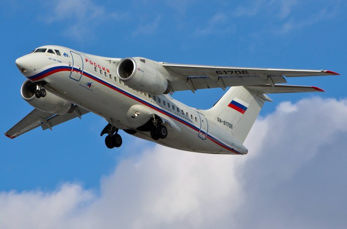 Ту-334 пассажирский самолёт