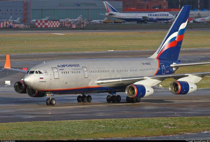 Ил-96-400 пассажирский самолёт