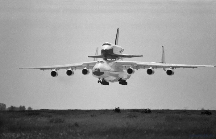 АН-225 Мрия