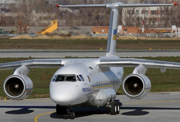 Самолет АН 74 Д