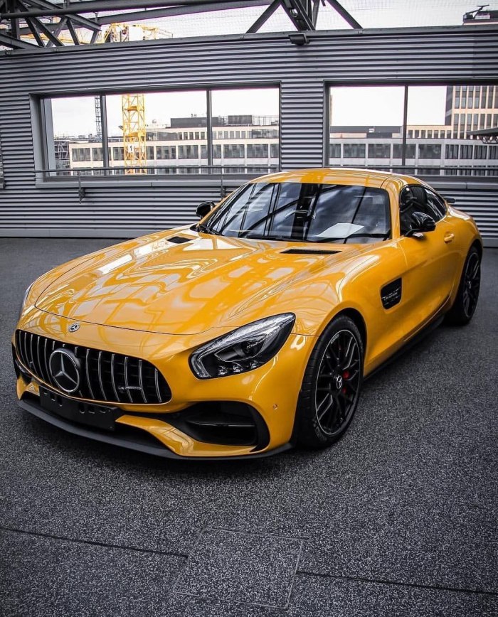 Мерседес АМГ gt s