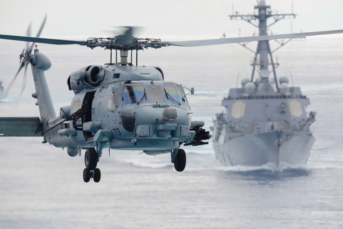 Вертолетов MH-60r