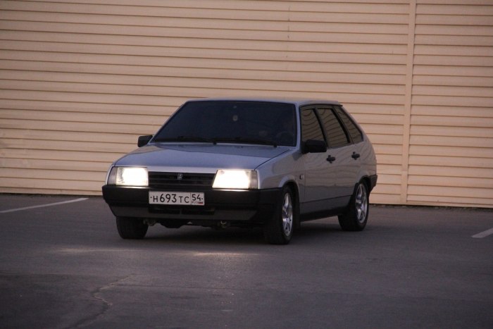 Лада 2109 чёрная девятка