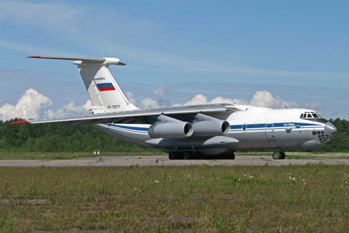 Ил-76 военно-транспортный самолёт