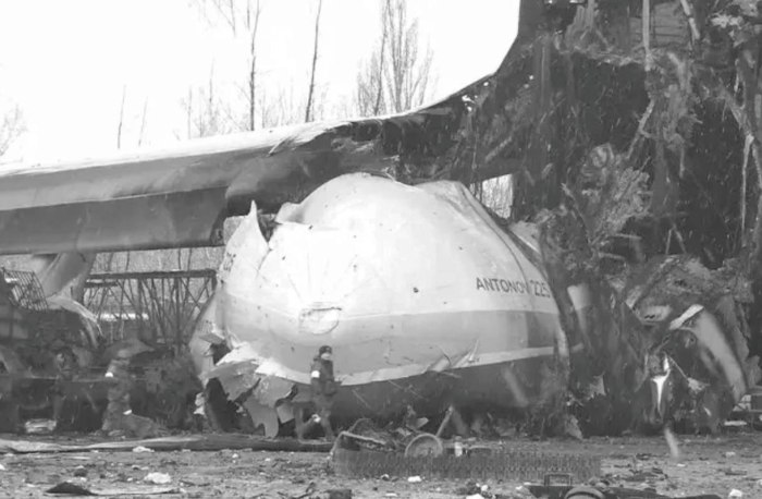 АН-225 Мрия уничтожен