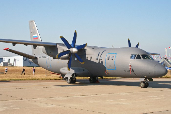 АН-140 ВВС РФ