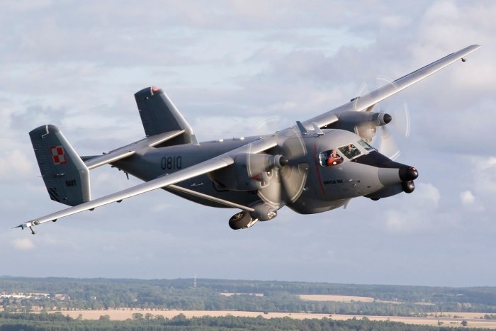 Ан-23 самолет