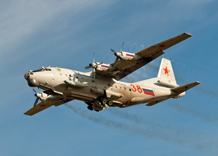 Самолёт АН-12бк ППС