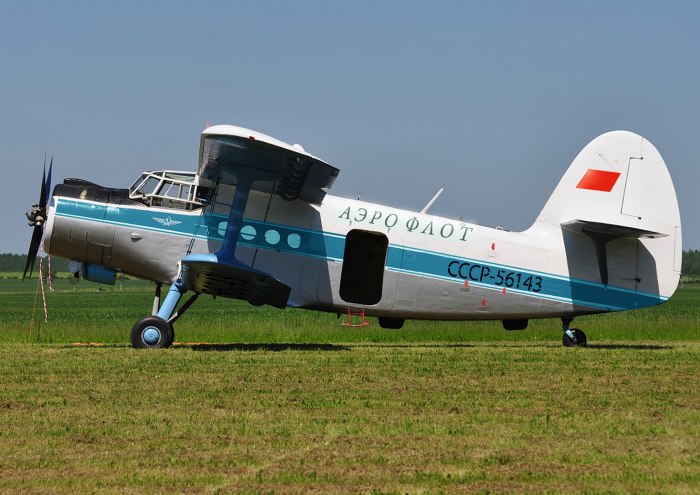 АН-2 биплан самолёты СССР